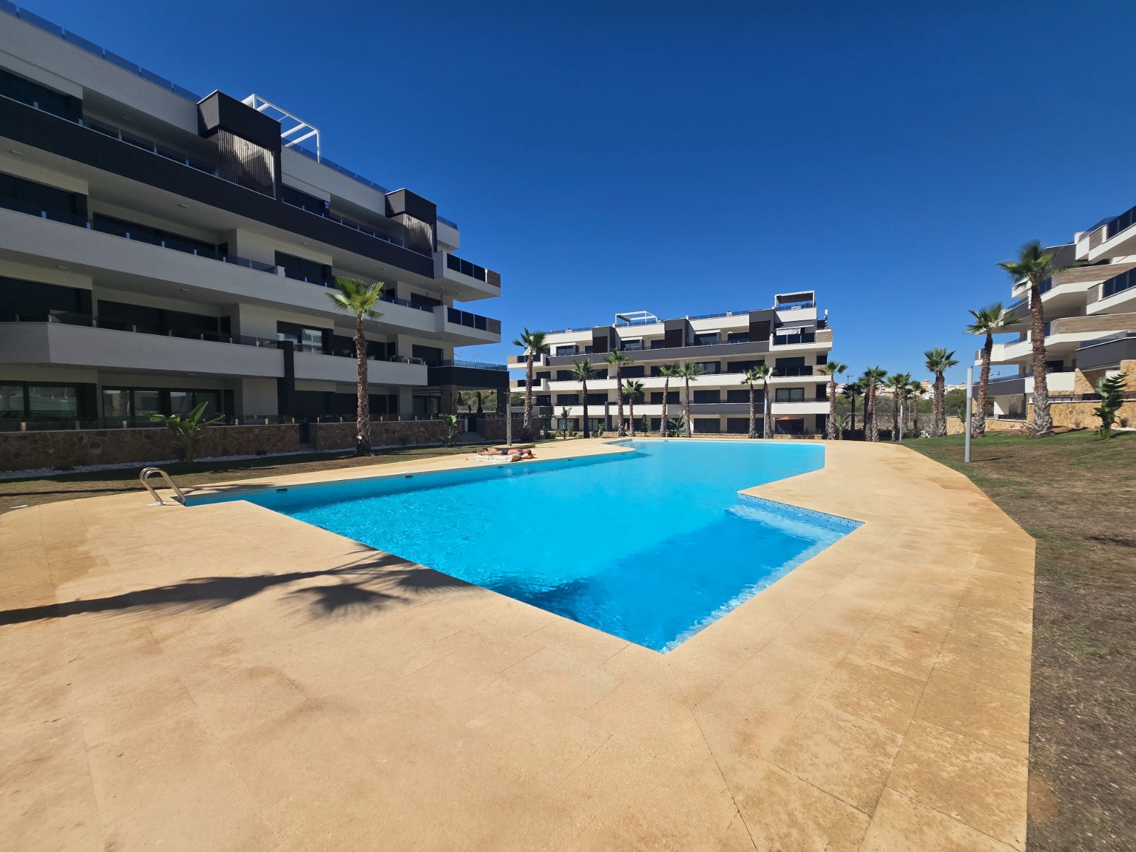 o_1juah5msghfuqem4q5vkbnrm27 Apartment in Orihuela Costa, Alicante