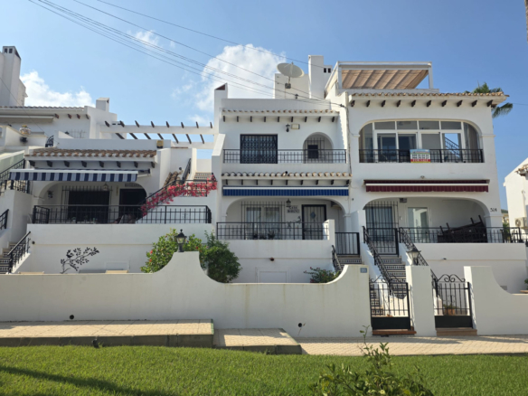 Apartment for sale in Villamartin