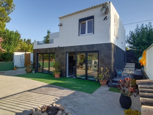 Villa for sale in Canadas De San Pedro