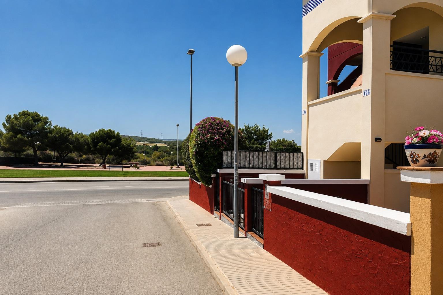 10-17 Bungalow in Orihuela Costa, Alicante