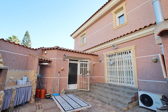 15-9 Villa in Formentera del Segura, Alicante