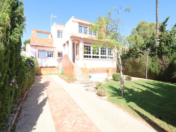 Villa for sale in Orihuela Costa