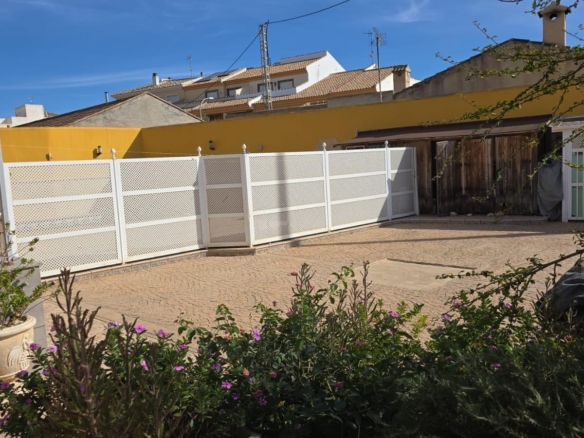 Villa for sale in Pilar de La Horadada
