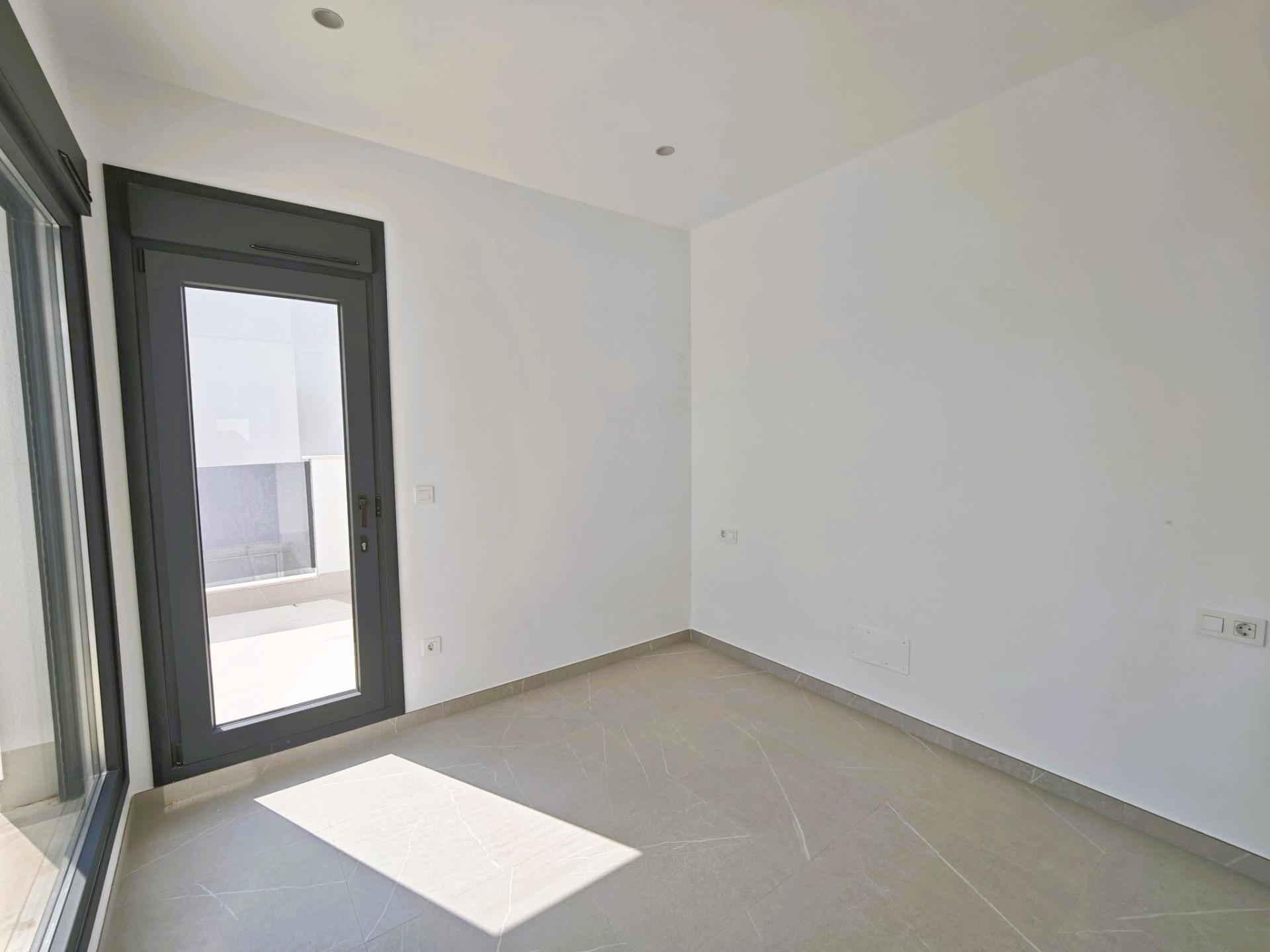 2-27 Villa in Los Alcazares, Murcia