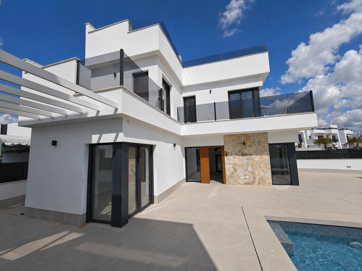 2-8 Villa in Los Alcazares, Murcia