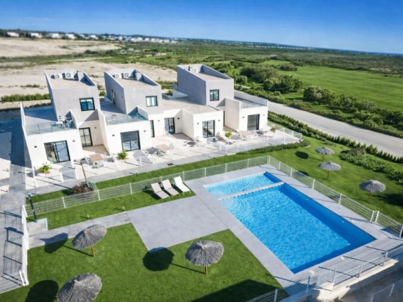 Town House for sale in Baños y Mendigo