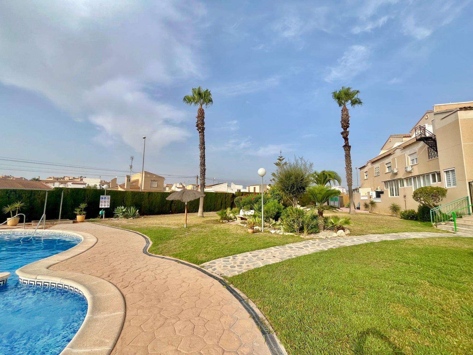 20-17 Bungalow in Orihuela Costa, Alicante