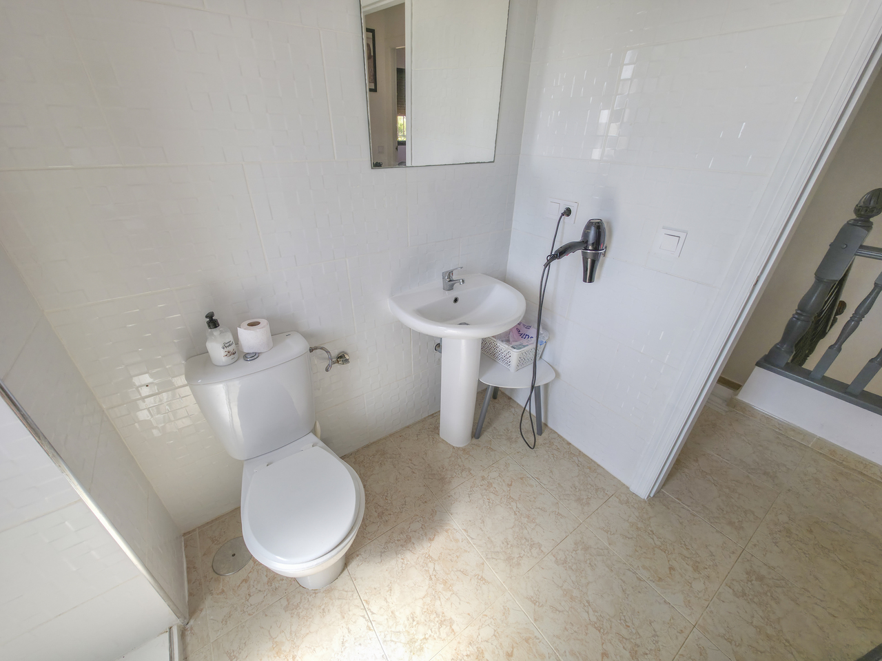 26238-villa-for-sale-in-villamartin-67183196-large Villa in Villamartin, Alicante