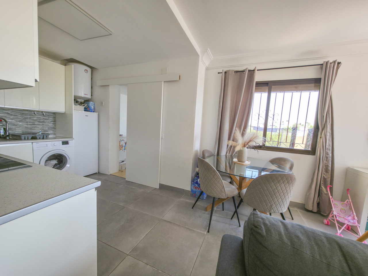 26238-villa-for-sale-in-villamartin-67183217-large Villa in Villamartin, Alicante