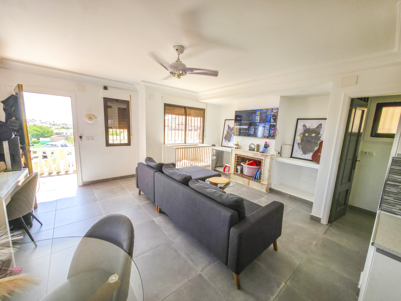 26238-villa-for-sale-in-villamartin-67183220-large Villa in Villamartin, Alicante