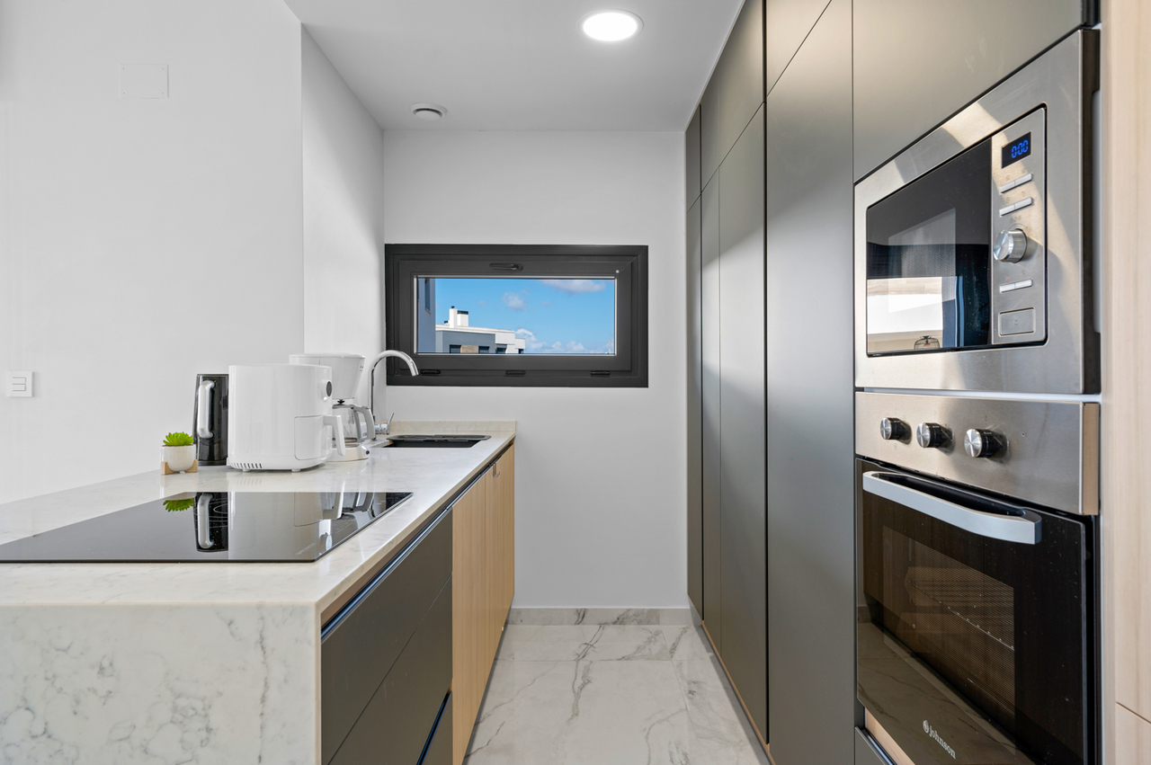 26a186v0813 Apartment in Villamartin, Alicante