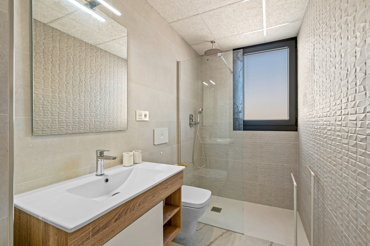 26b224v0810 Apartment in Villamartin, Alicante