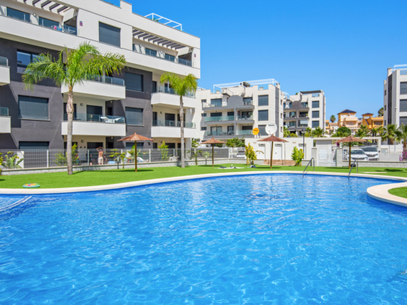 Penthouse for sale in Villamartin