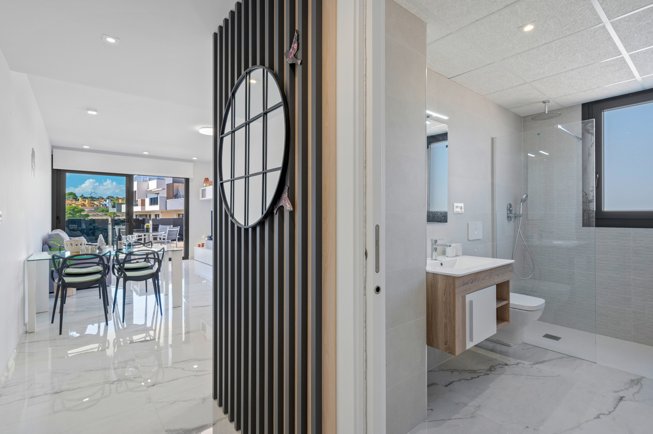 26n422x0808 Apartment in Villamartin, Alicante