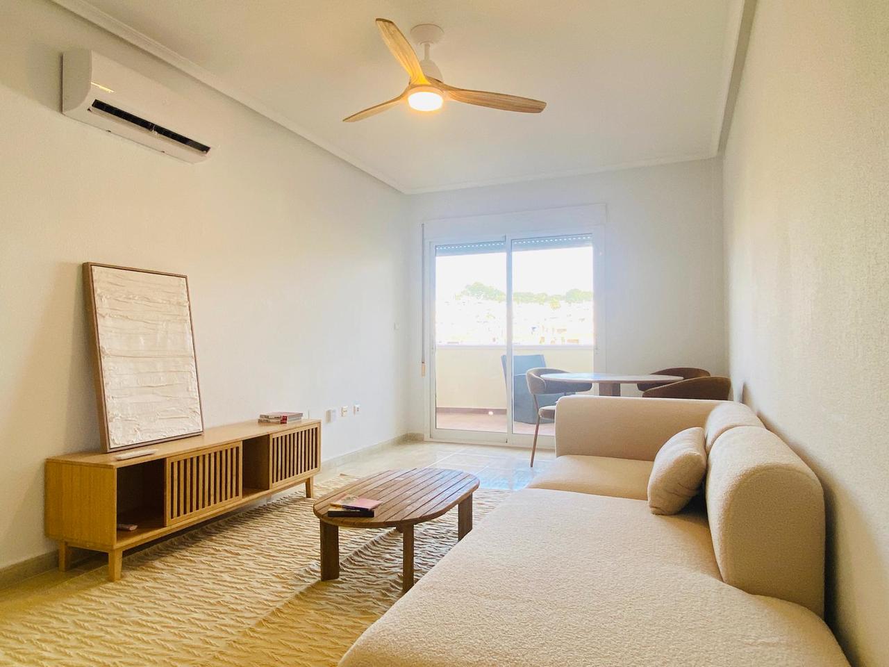 26o129t0837 Apartment in Villamartin, Alicante