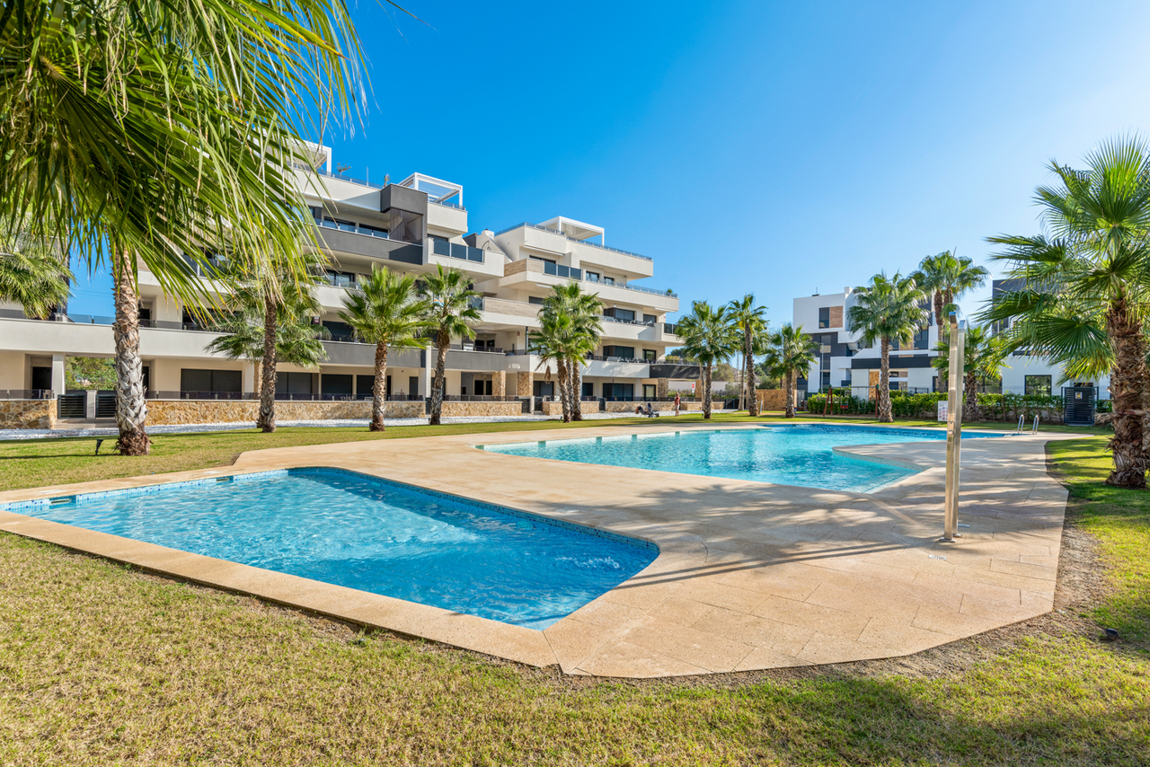 26u436m0805 Apartment in Villamartin, Alicante