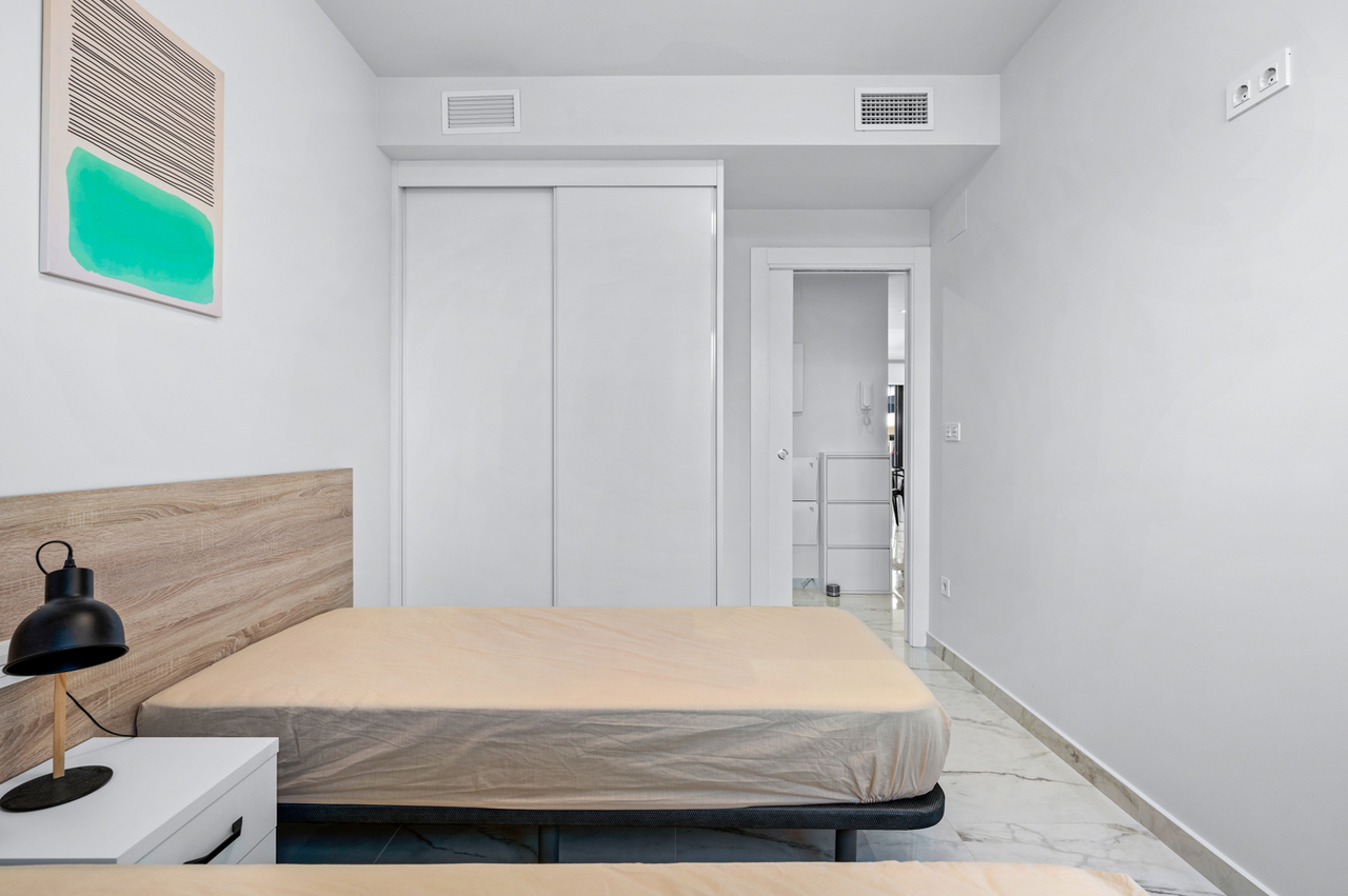 26v549p0812 Apartment in Villamartin, Alicante