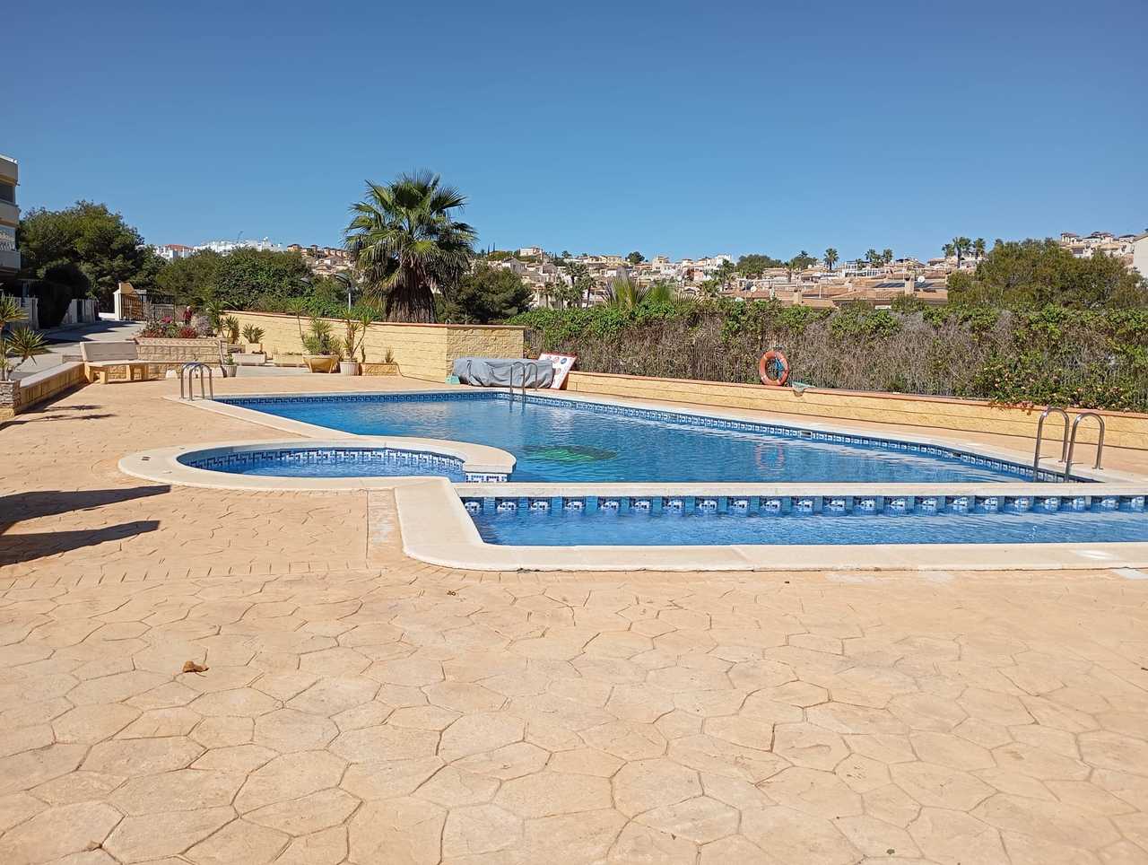 26y489i0837 Apartment in Villamartin, Alicante