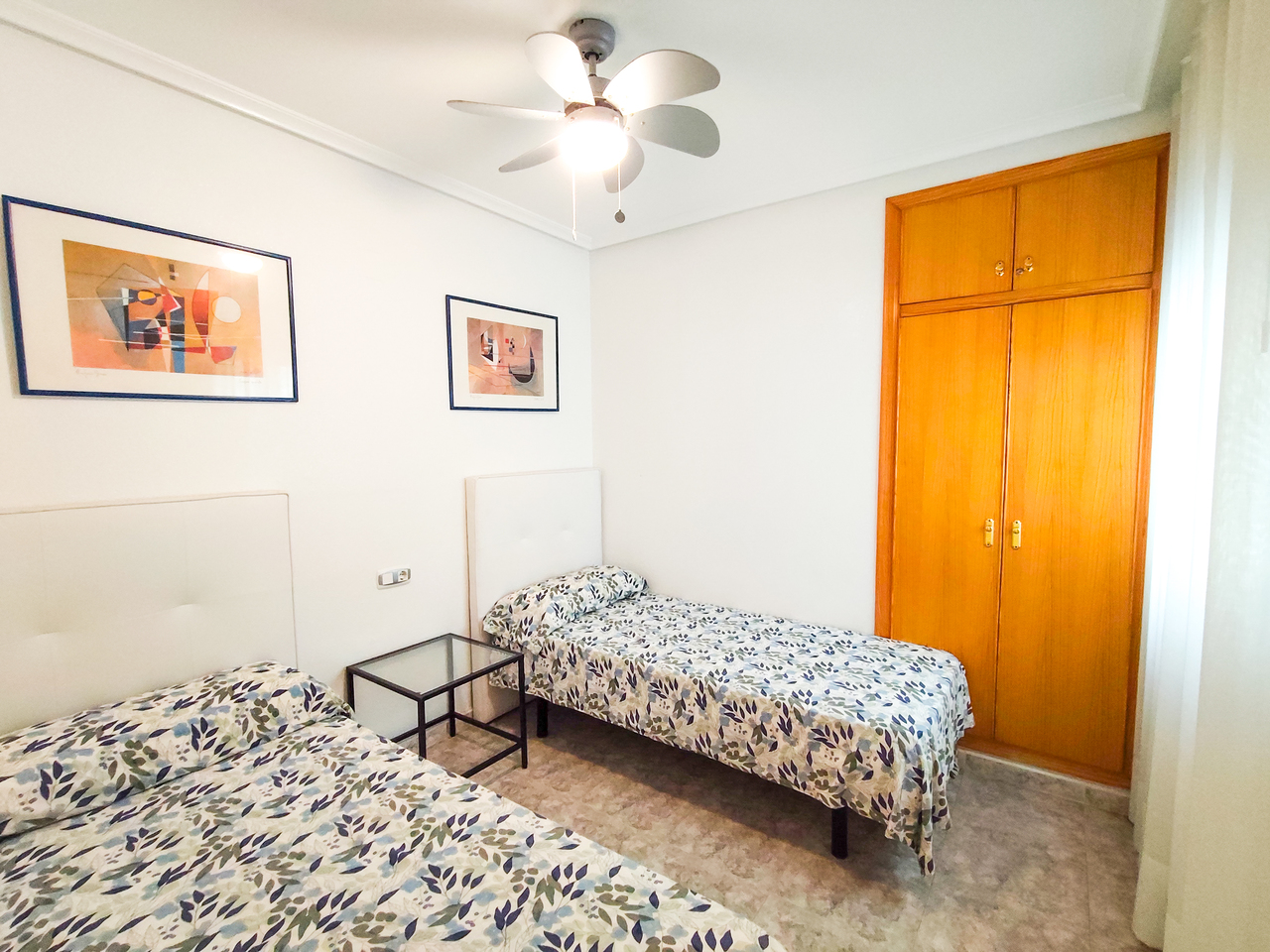 2_bedroom_beachside_apartment_in_guardamar_del_segura7_xlarge Apartment in Guardamar del Segura, Alicante