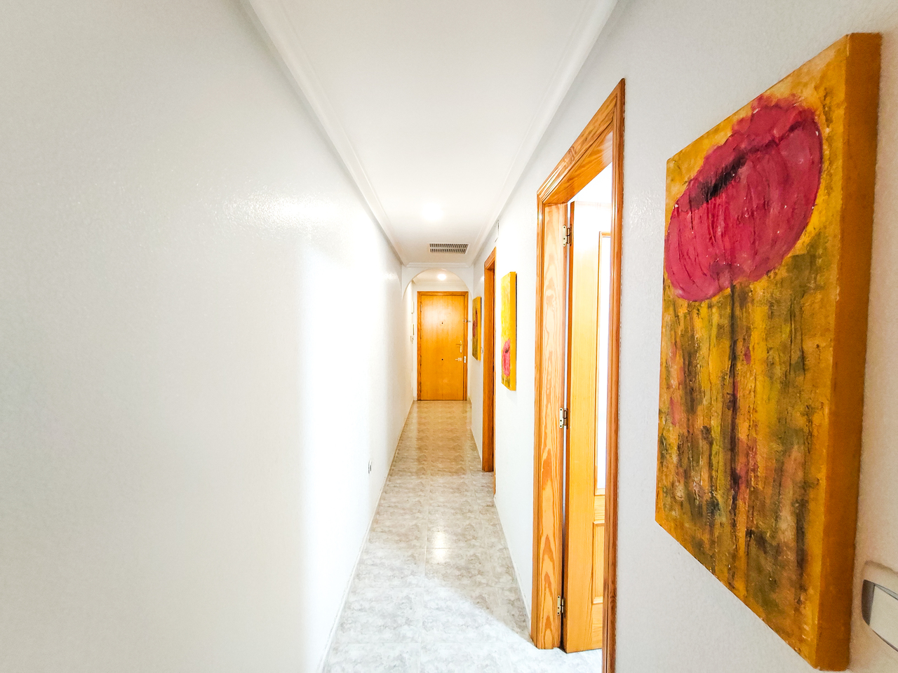 2_bedroom_beachside_apartment_in_guardamar_del_segura8_xlarge Apartment in Guardamar del Segura, Alicante