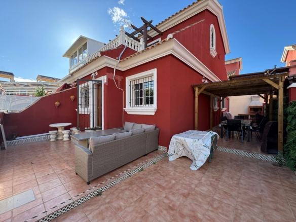 Town House for sale in Orihuela Costa