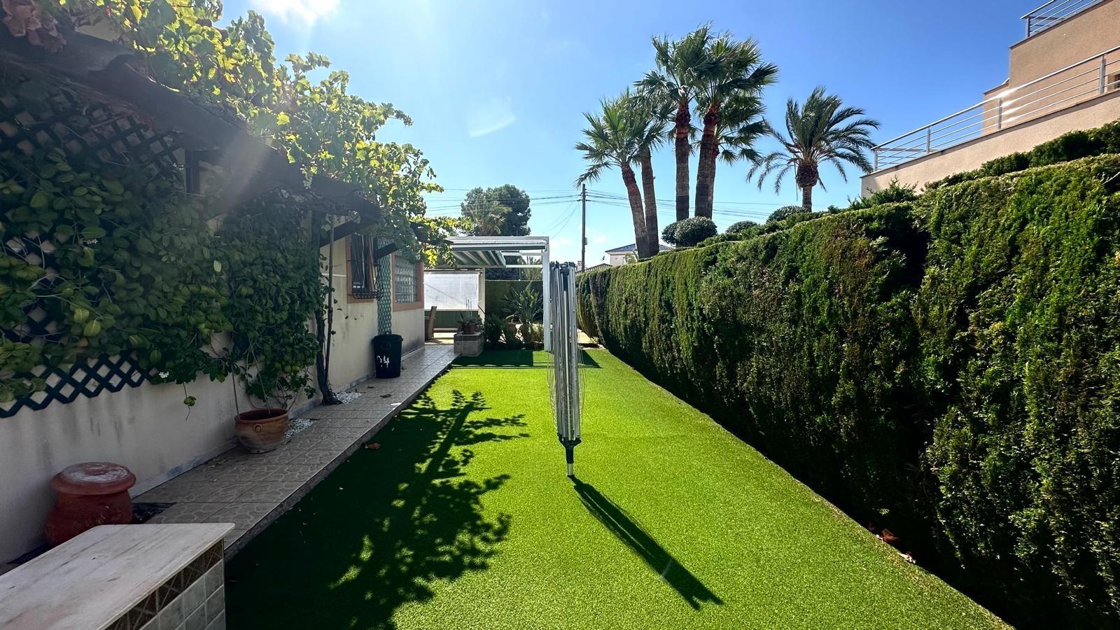 3-12 Villa in Cabo Roig, Alicante