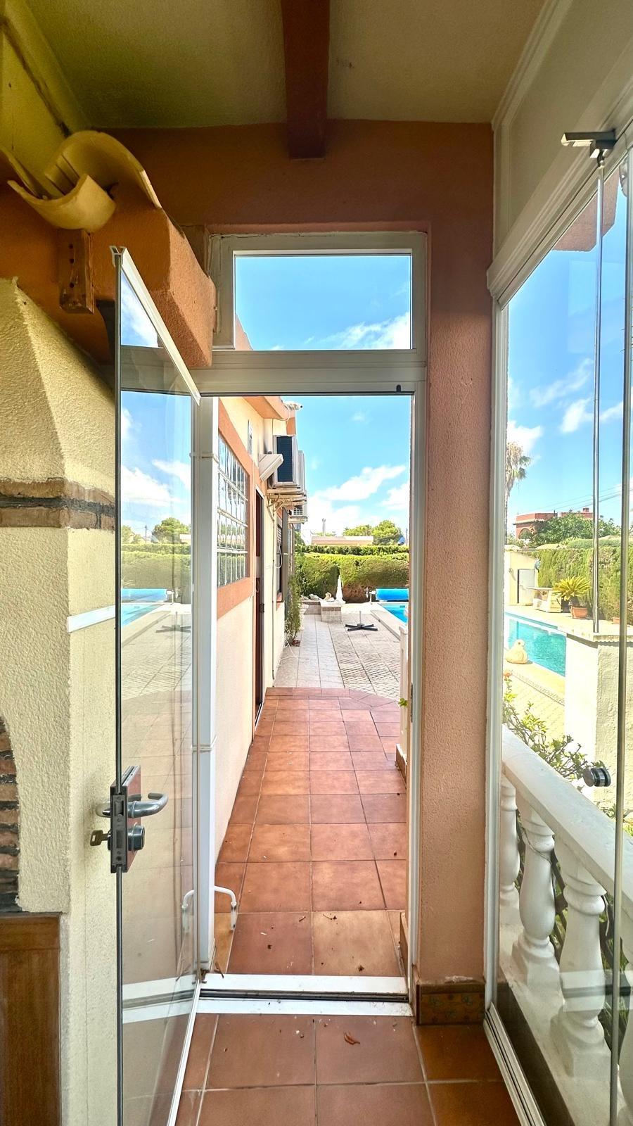 3-31 Villa in Cabo Roig, Alicante
