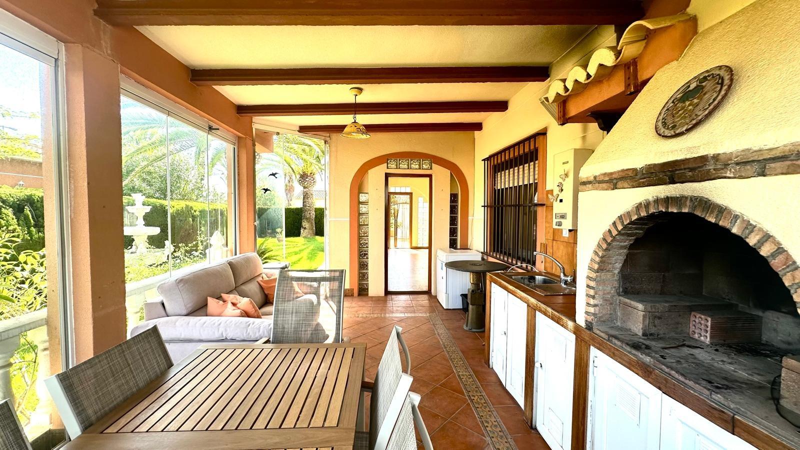 3-32 Villa in Cabo Roig, Alicante
