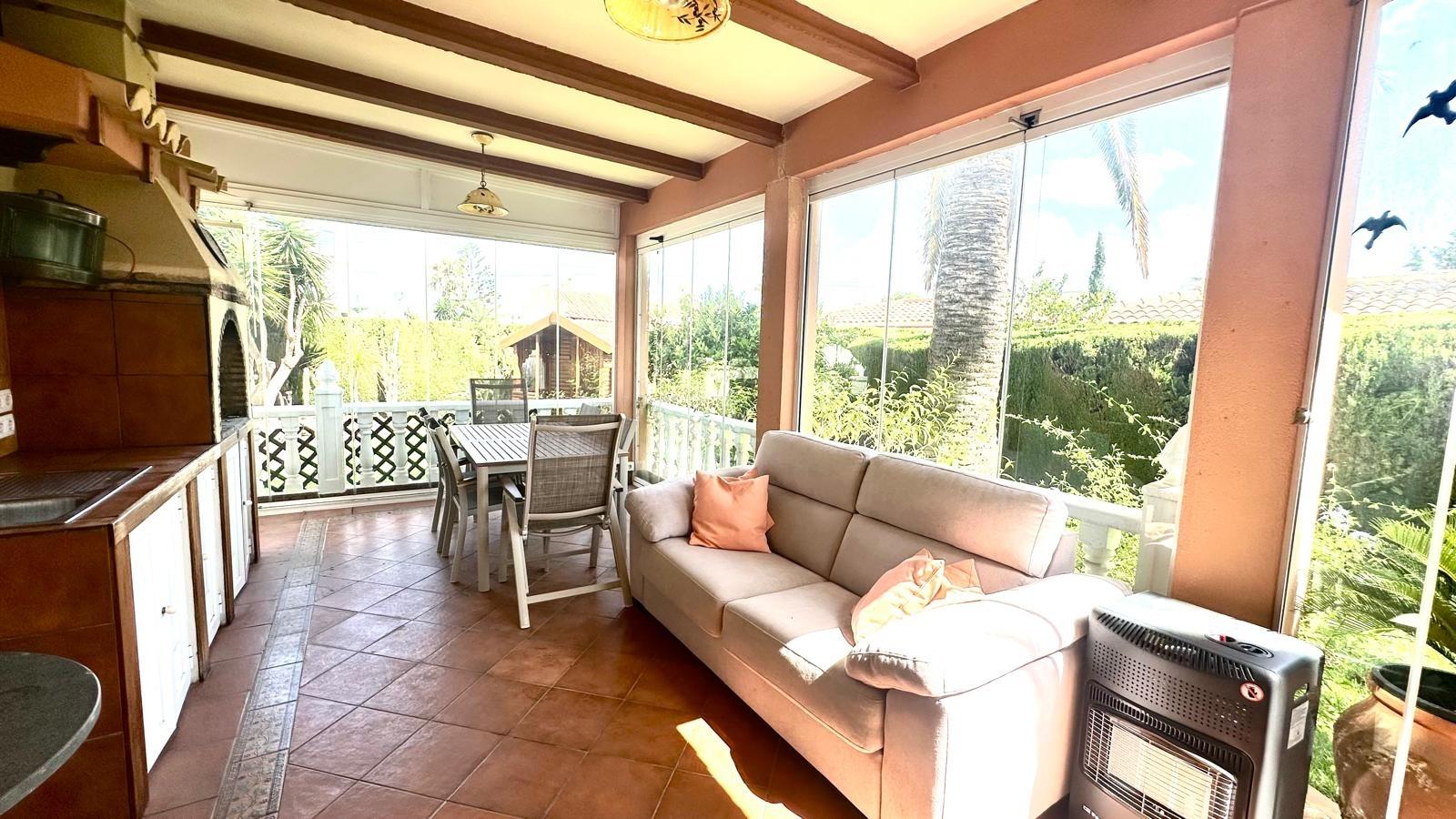 3-35 Villa in Cabo Roig, Alicante