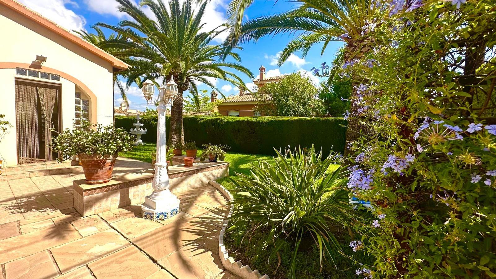 3-5 Villa in Cabo Roig, Alicante