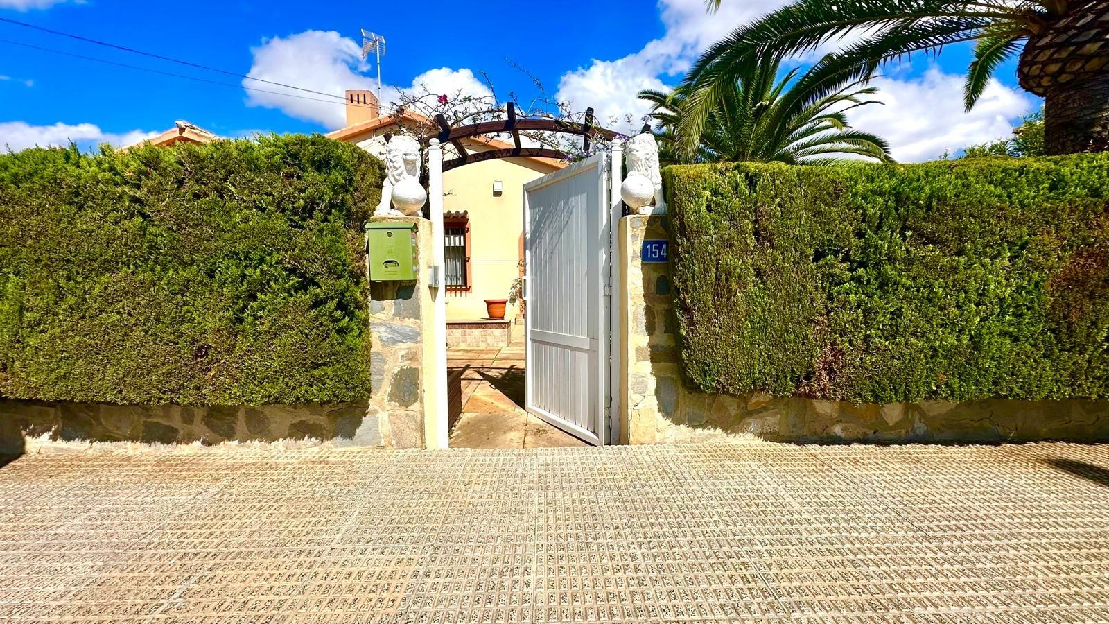 3-6 Villa in Cabo Roig, Alicante