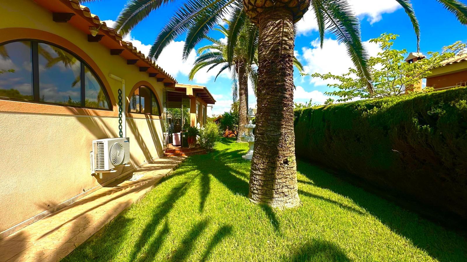 3-7 Villa in Cabo Roig, Alicante