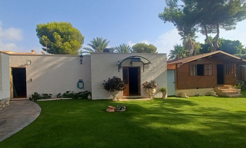 38c5519d-20230912-103555 Villa in Orihuela Costa, Alicante
