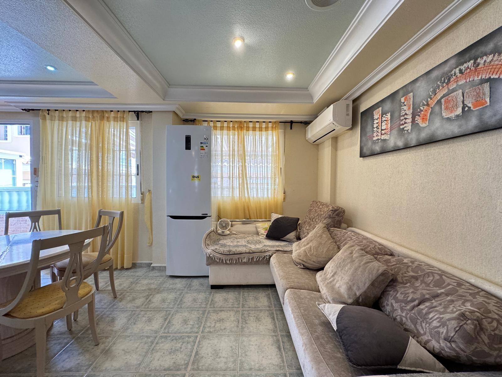 4-17 Town House in Guardamar del Segura, Alicante