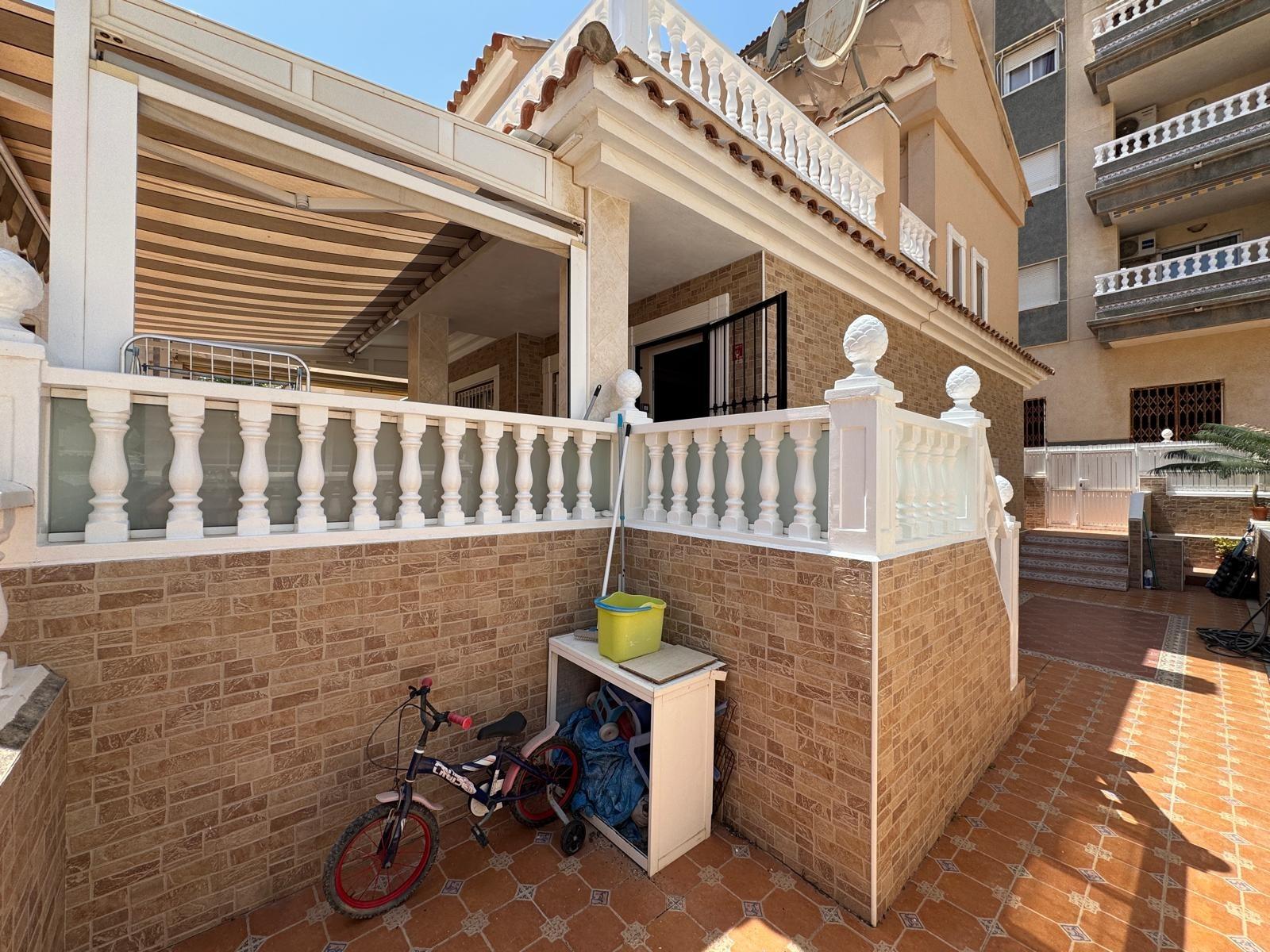 4-6 Town House in Guardamar del Segura, Alicante