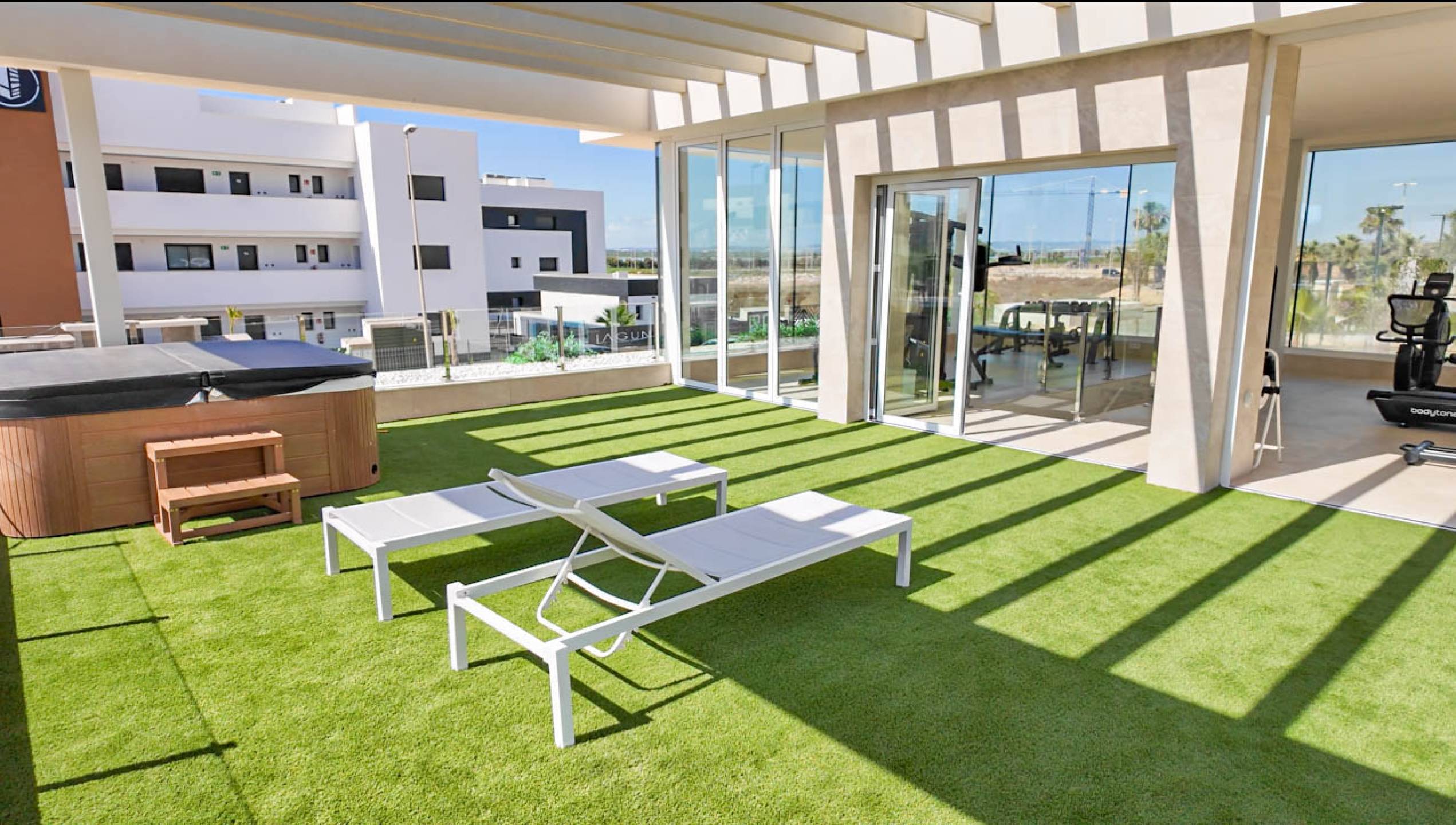 4himrIsyM0vqm4QEFB5JgLh0lHHXNqYA Apartment in Guardamar del Segura, Alicante