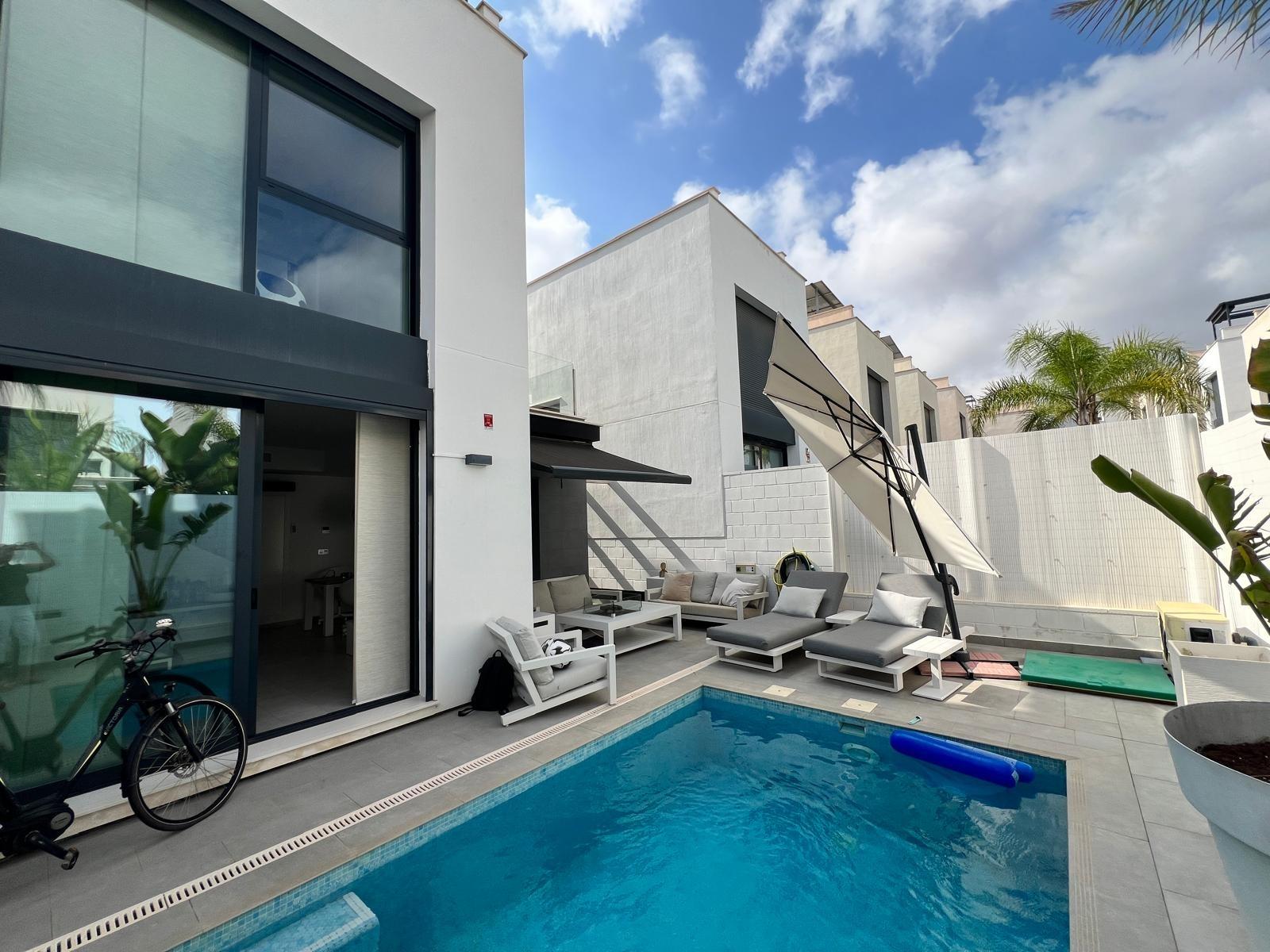 7-3 Villa in Orihuela Costa, Alicante