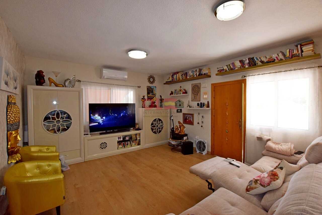1280