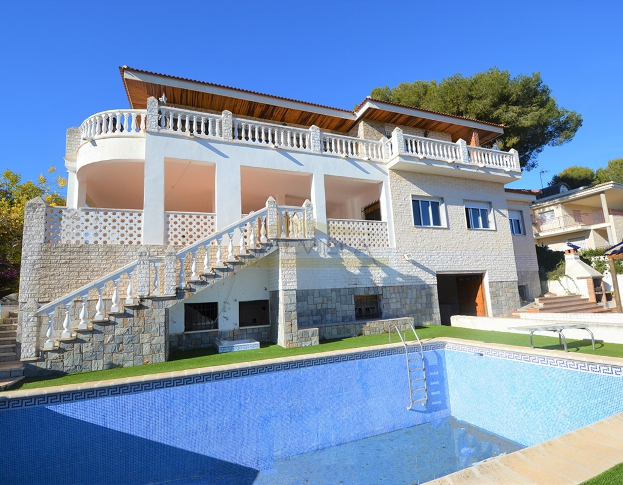 7066-villa-for-sale-in-campoamor-3614053-large.jpg Villa for sale in Campoamor