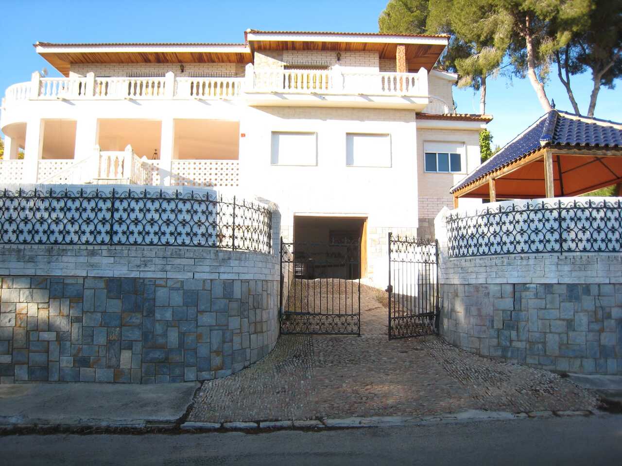 7066-villa-for-sale-in-campoamor-3614055-large Villa in Campoamor, Alicante