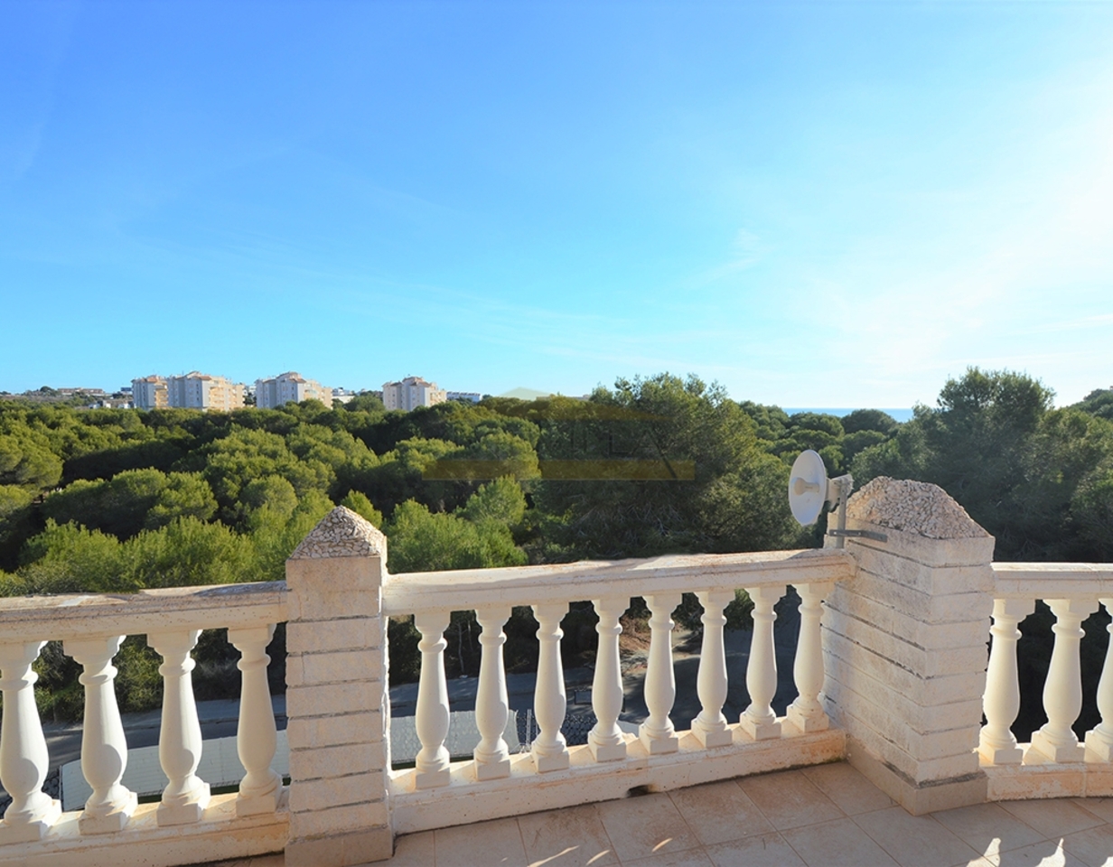 7066-villa-for-sale-in-campoamor-3614057-large Villa in Campoamor, Alicante