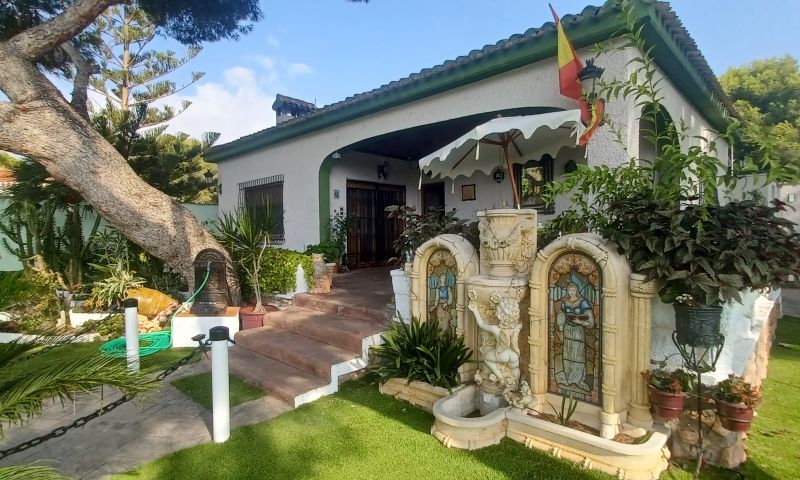 711a1120-20230912-103259 Villa in Orihuela Costa, Alicante