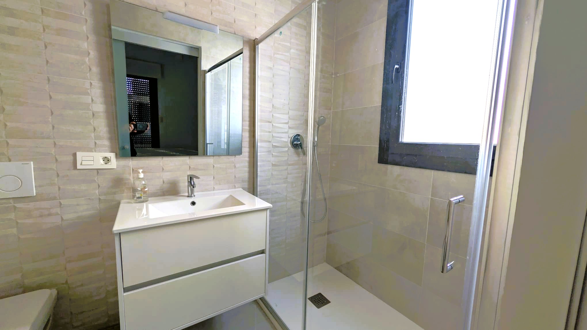 74546_bathroom_1 Villa in Cabo Roig, Alicante