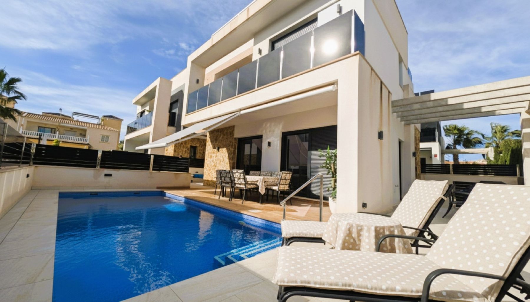 74546_lomas_de_cabo_roig_luxury_villa_with_pool.jpg Villa for sale in Cabo Roig