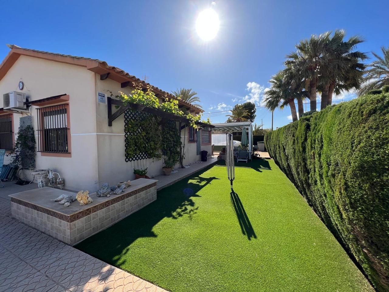 96b5c81addce6e6cba78_xlarge Villa in Cabo Roig, Alicante