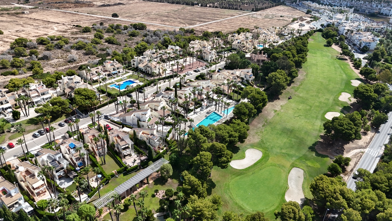 DJI_20260805112334_0586_D_xlarge Villa in Villamartin, Alicante
