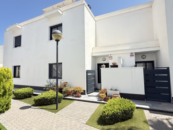 Town House for sale in Cabo Roig
