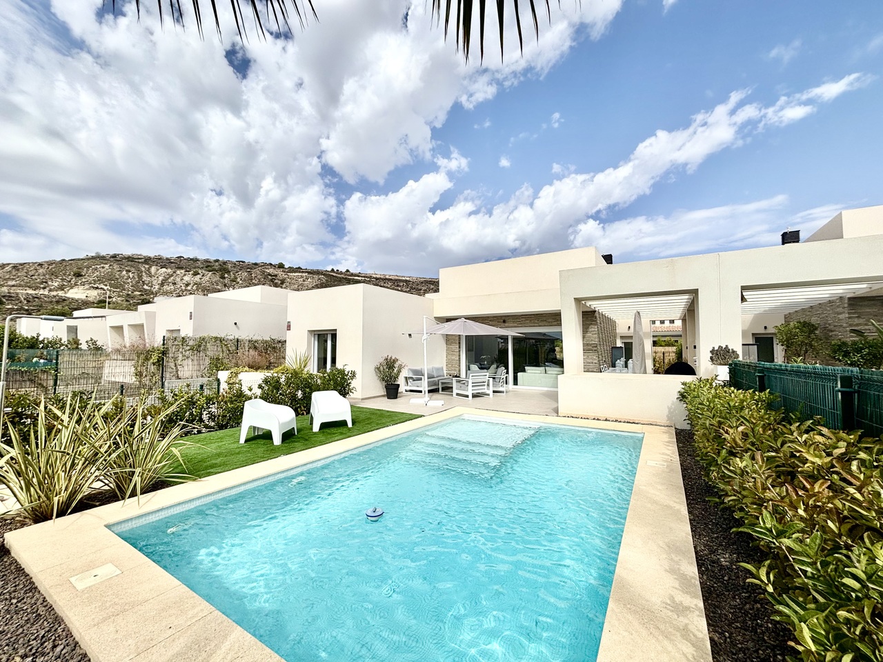 IMG_4541_xlarge.jpeg Villa for sale in La Finca Golf Resort
