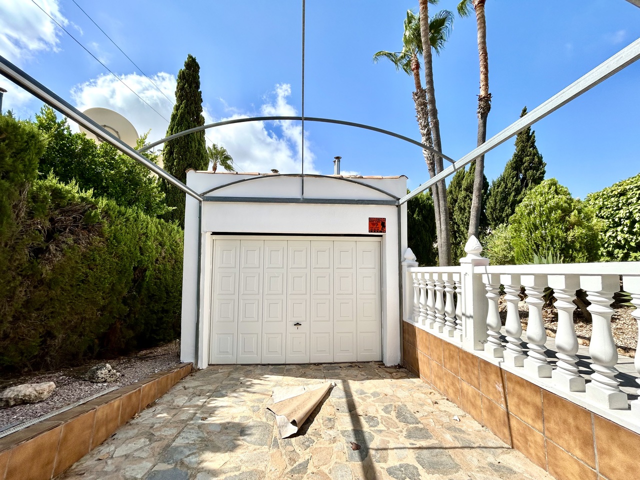 IMG_9995_xlarge Villa in Villamartin, Alicante