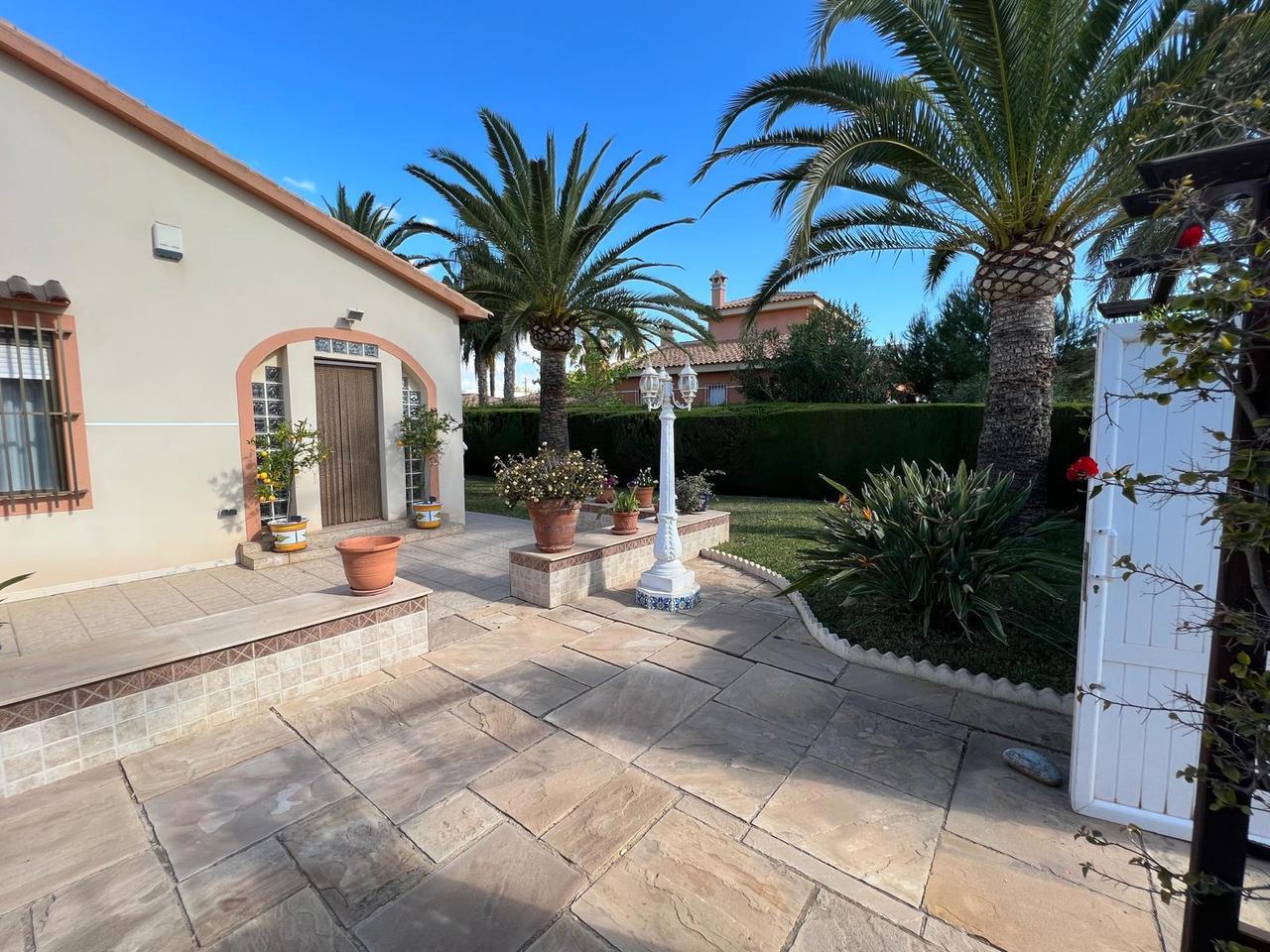 WhatsApp_Image_2026-03-03_at_14.57.22_xlarge Villa in Cabo Roig, Alicante